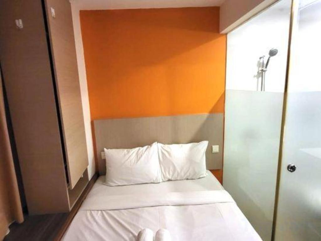 Reddoorz Premium @ Balestier Hotel Singapore Exterior photo